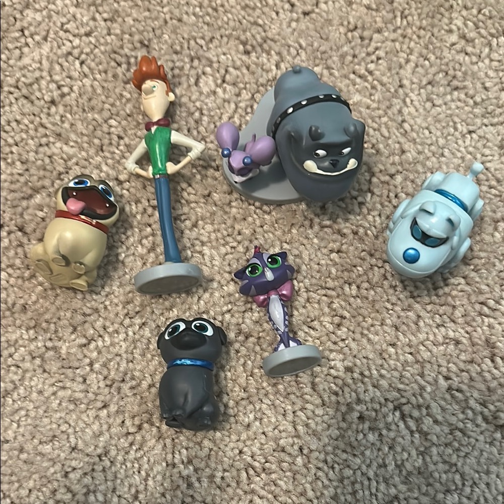 Disney Puppy Dog Pals Figurine Set